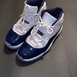 100% real authentic Jordans retro 11 very good condition no box
